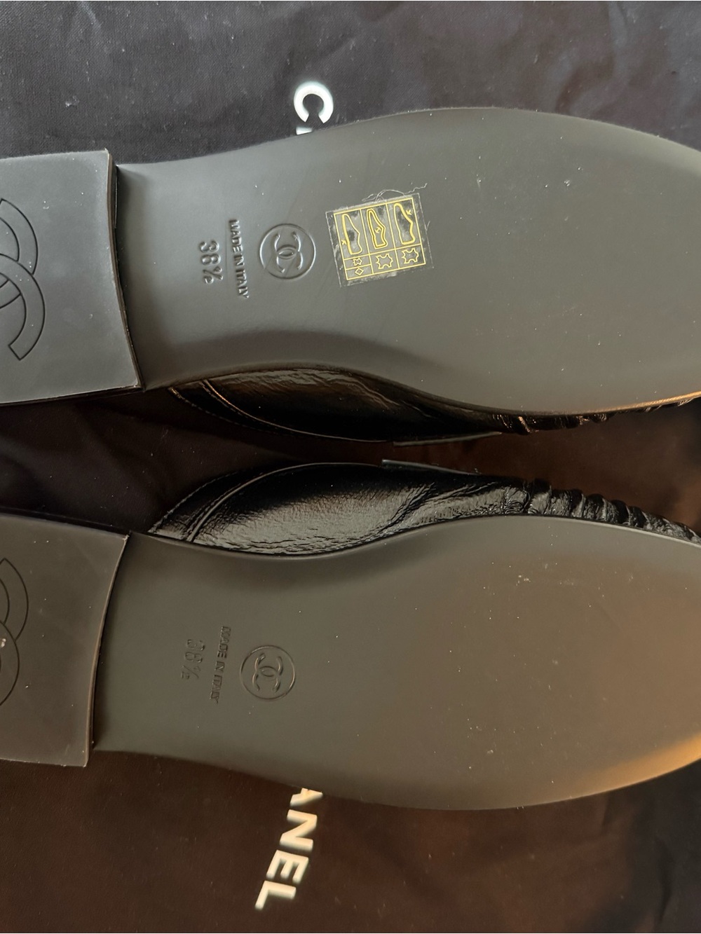 CHANEL Black mules-new, never worn. Comes with box, dust bags. - Picture 5 of 5